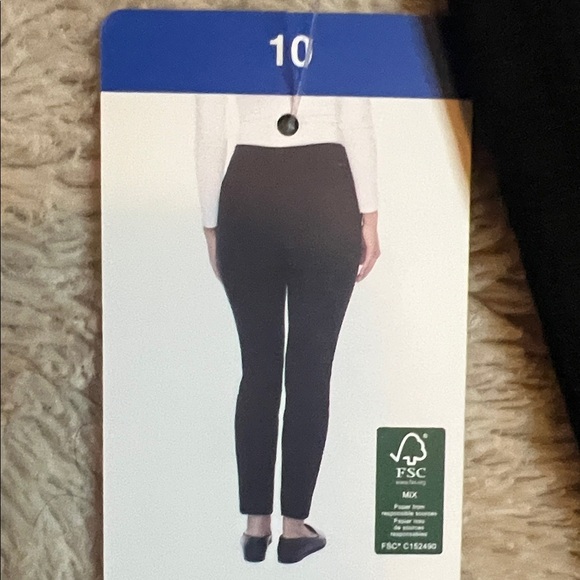 S.C. & Co. Black Slim Leg Trousers Pull On Textured sz 10 - Picture 5 of 12